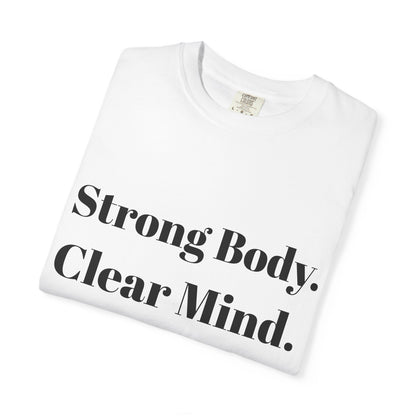 Unisex Motivational T-Shirt with Motivational Quotes Strong Body Clear Mind  Healthy Life | Fitness, Wellness, Lifestyle Gift, Gym Wear, Everyday Comfort - HustleHealthShop